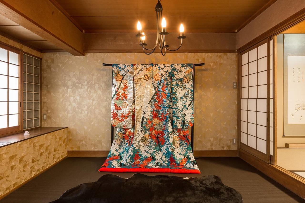 京都二条城近く京町屋120年の歴史に泊まる Luaran gambar