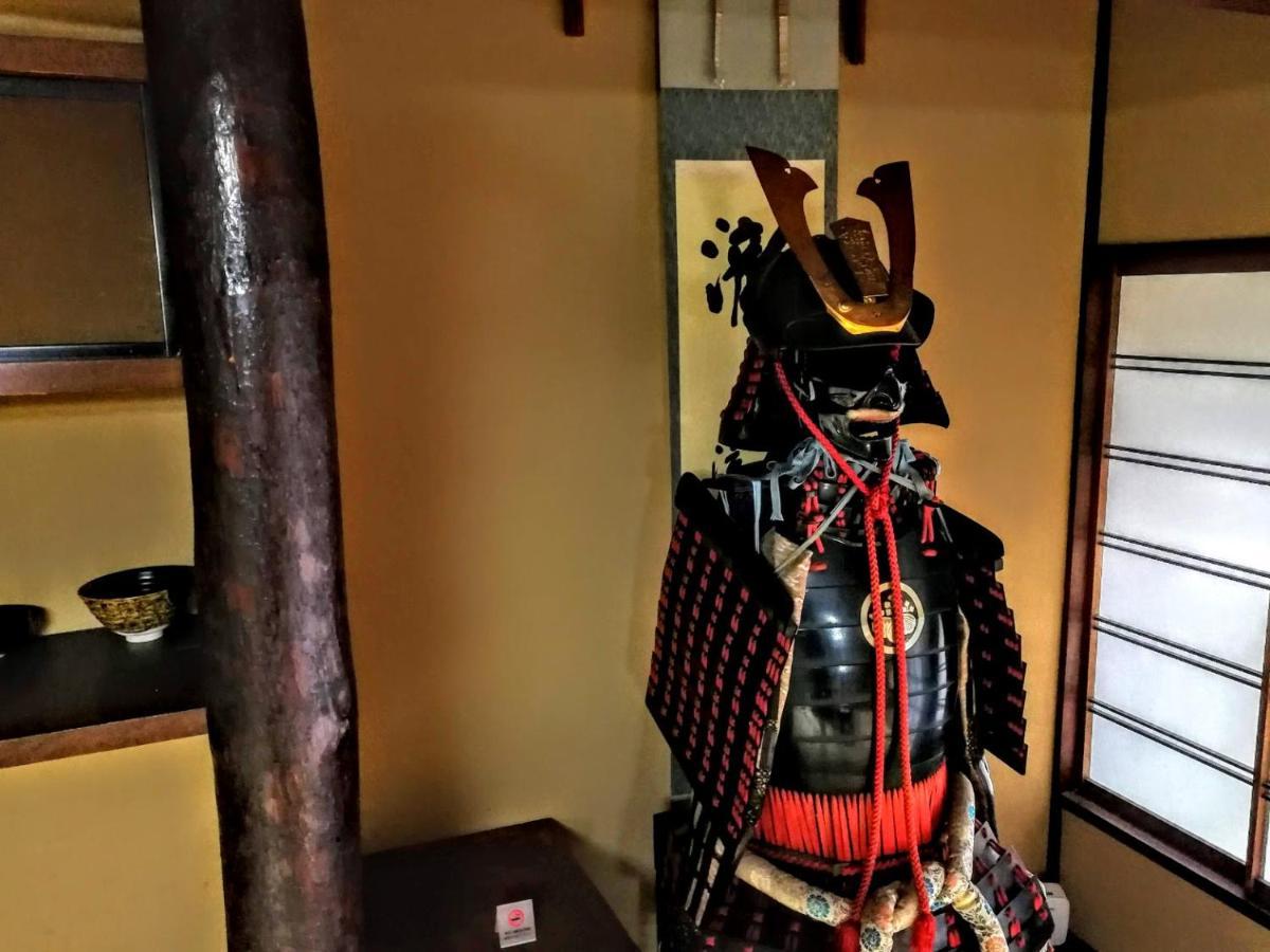 京都二条城近く京町屋120年の歴史に泊まる Luaran gambar